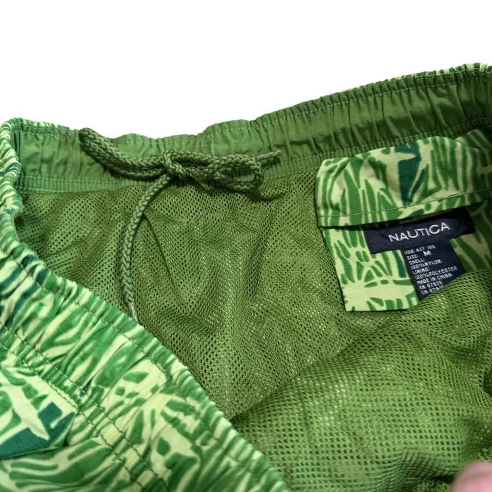 Nautica Men's Green Tropical/Palm Leaf/Bamboo Print Swim Trunks‎ | Size Medium